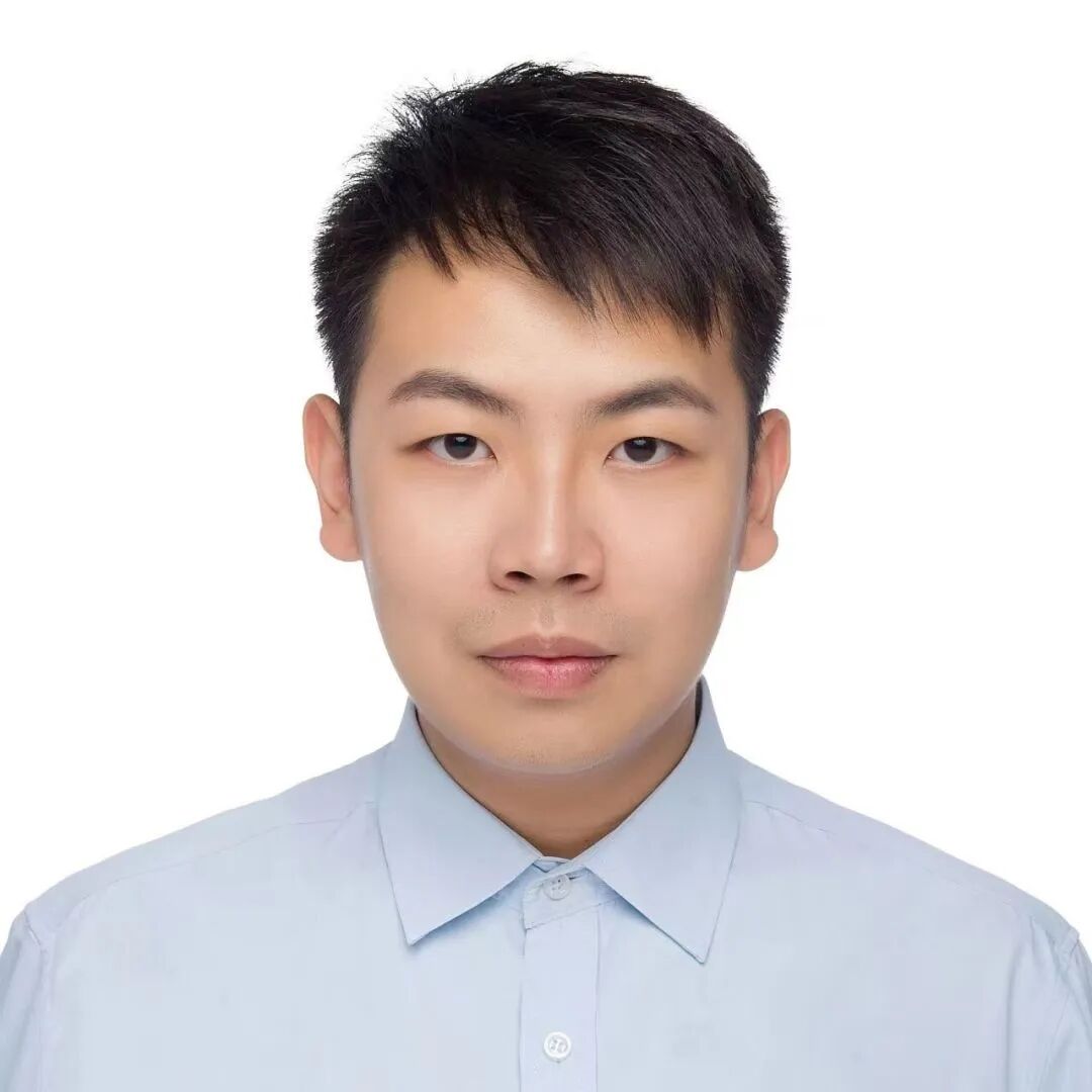 作者近照